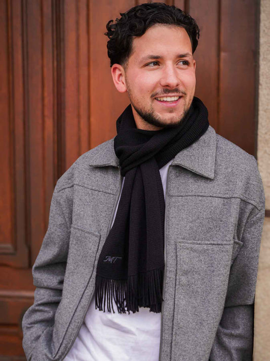 L’Écharpe Essentielle Française en Laine pour Homme - Noir