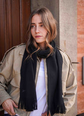 L’Écharpe Essentielle Française en Laine pour Femme - Noir