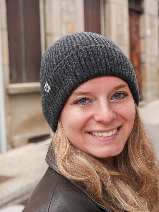 Le Bonnet Ultime en Laine Femme 🐑 - Gris