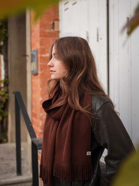 L’Écharpe Essentielle Française en Laine pour Femme - Marron
