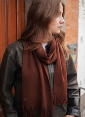 L’Écharpe Essentielle Française en Laine pour Femme - Marron