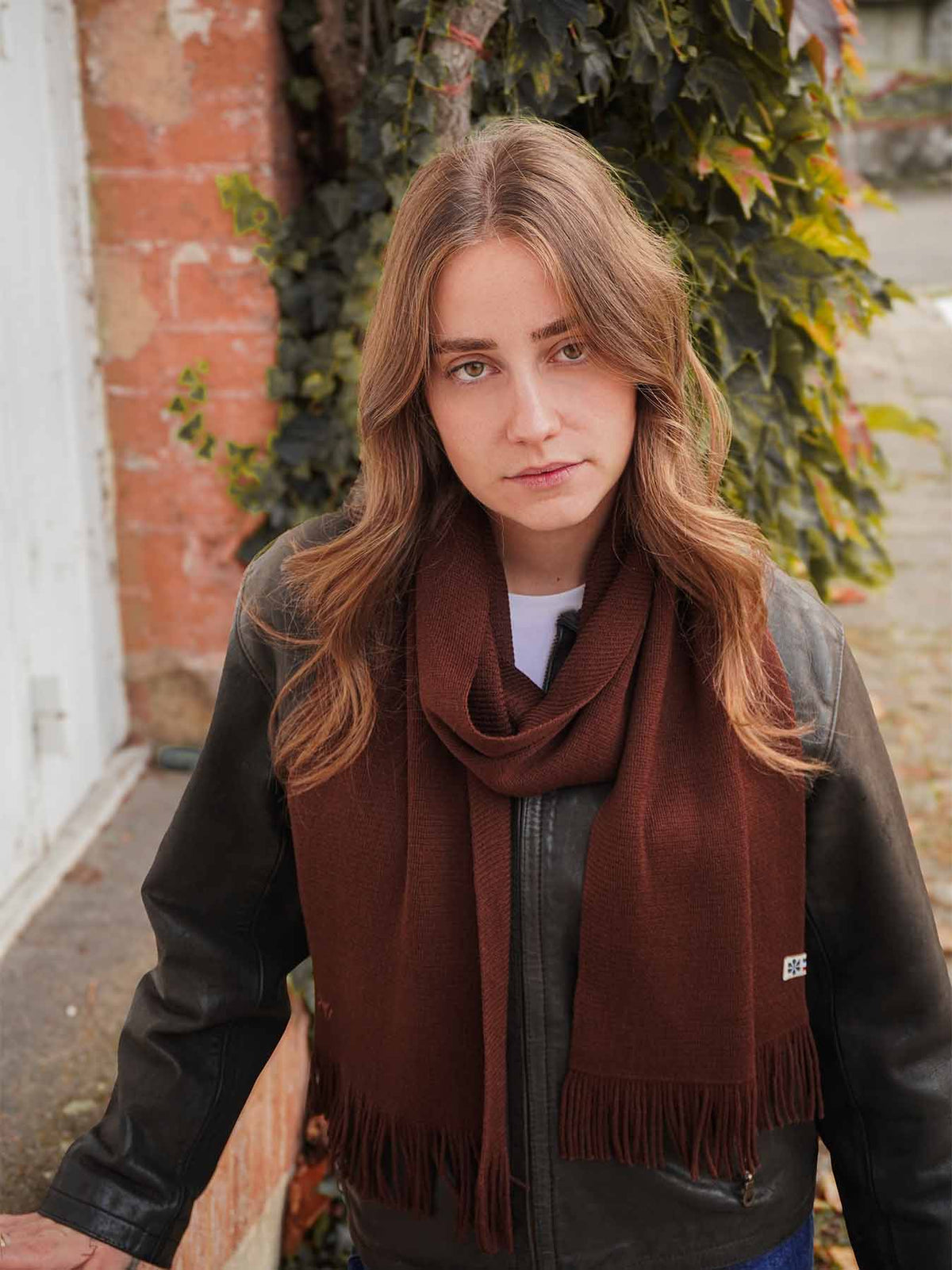L’Écharpe Essentielle Française en Laine pour Femme - Marron