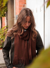 L’Écharpe Essentielle Française en Laine pour Femme - Marron