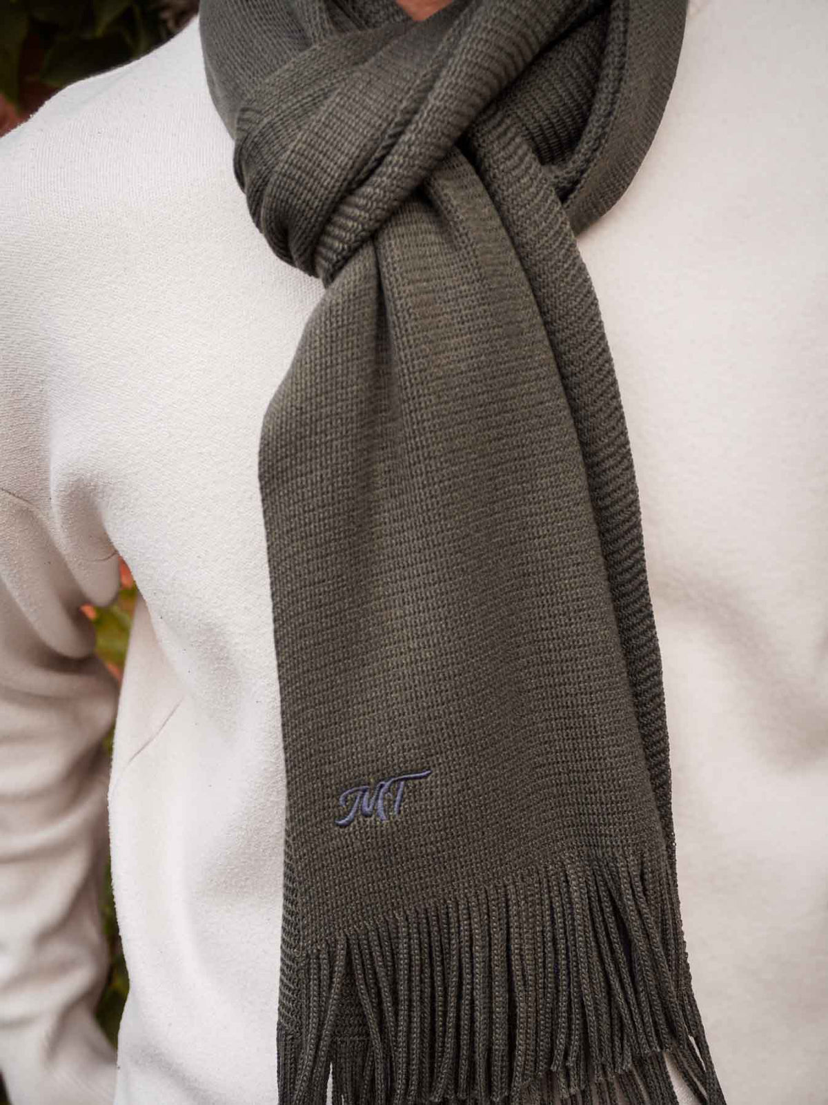 L’Écharpe Essentielle Française en Laine pour Homme - Kaki Grisé