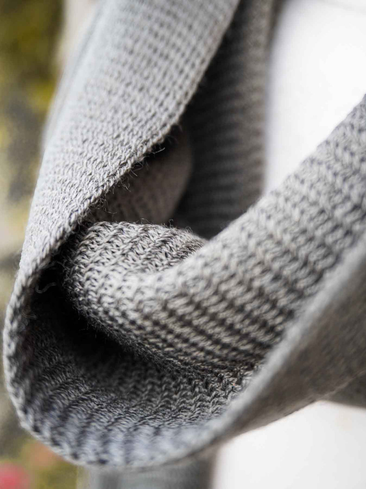 L’Écharpe Essentielle Française en Laine pour Homme - Kaki Grisé