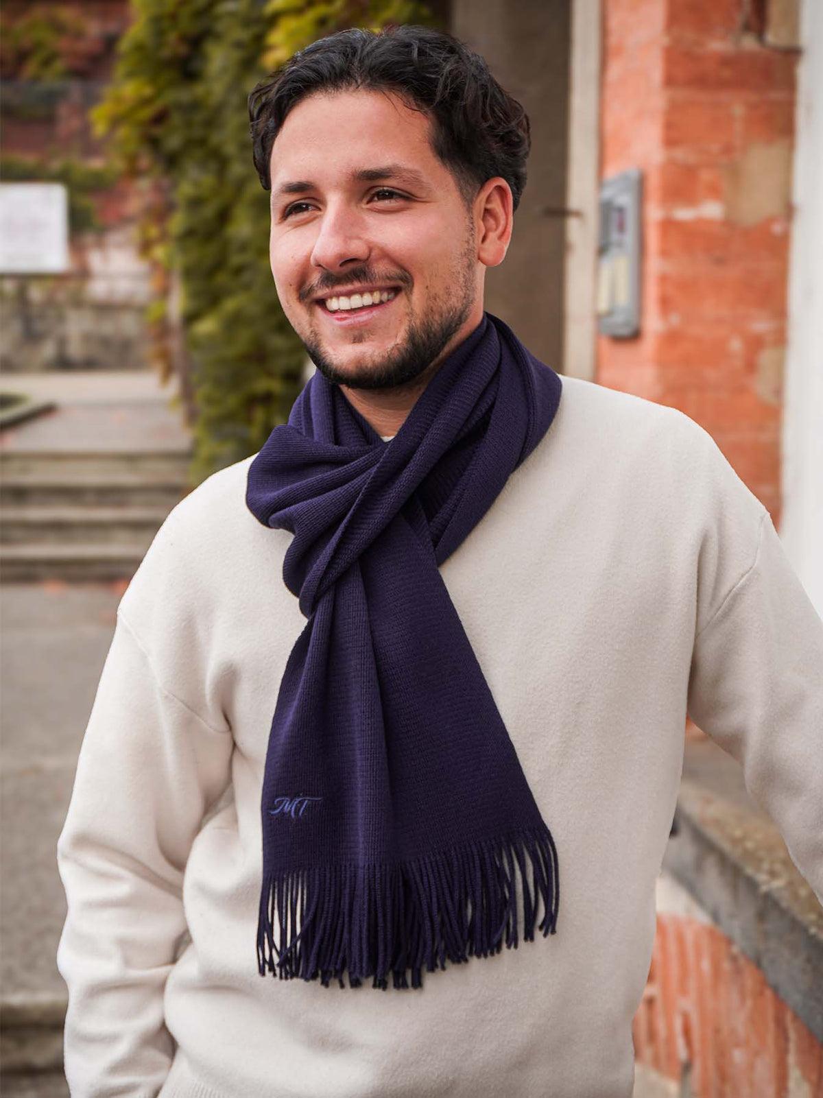 L’Écharpe Essentielle Française en Laine pour Homme - Marine