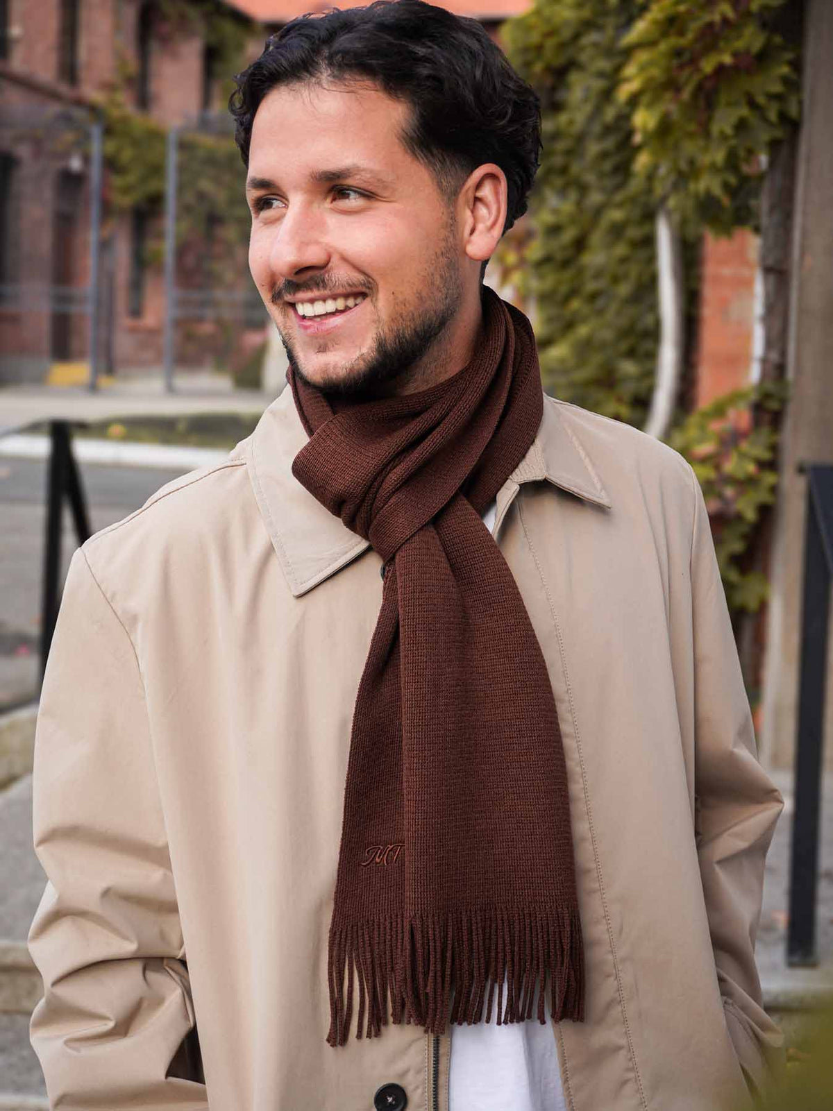 L’Écharpe Essentielle Française en Laine pour Homme - Marron