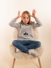 Le sweat à capuche mixte enfant - Confortablement Français
